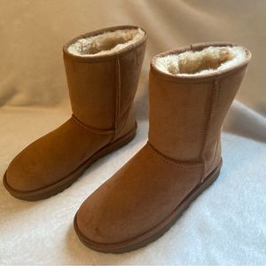 UGG Classic Genuine Shearling lined Boots